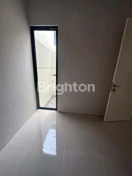 image RUMAH DI PERUMAHAN OPRA CITY GRESIK CERME (2)