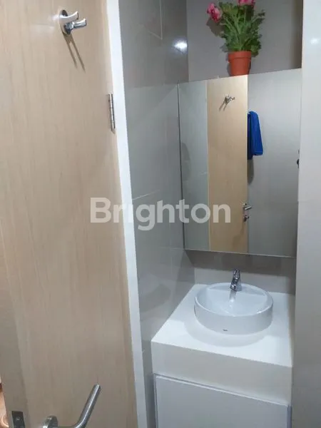 image UNIT STUDIO CANTIK TREE PARK SERPONG APARTMENT, SUNBRUST CBD (5)