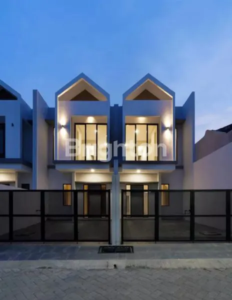 image TINGGAL SATU UNIT, RUMAH BARU GRESS MINIMALIS DI LEBAK ARUM, KENJERAN. SELANGKAH KE RAYA KENJERAN, DEKAT RAYA MERR. (1)