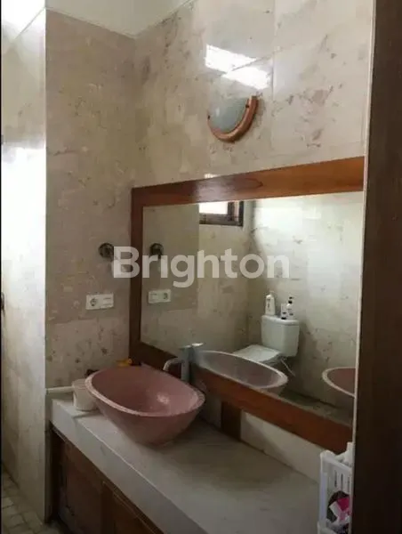 image RUMAH SEMI VILLA NYAMAN BIAUNG (4)