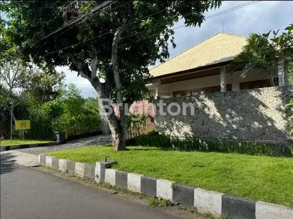 image RUMAH SEMI VILLA NYAMAN BIAUNG (1)