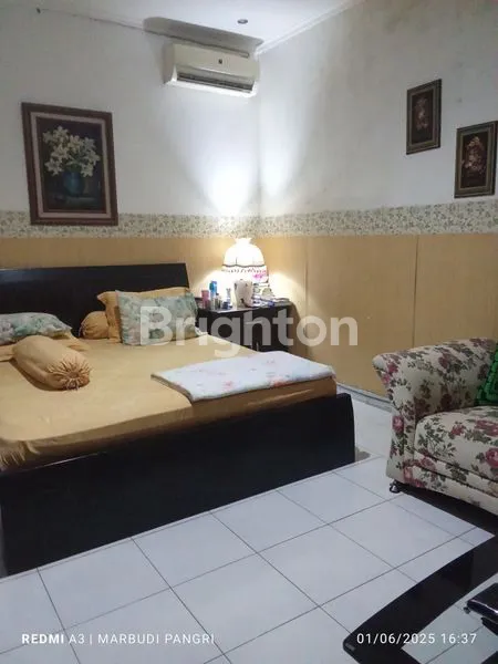 image MEWAH 190 M² DI PISANGAN CIRENDEU – SHM, AKSES MUDAH KE MRT (4)