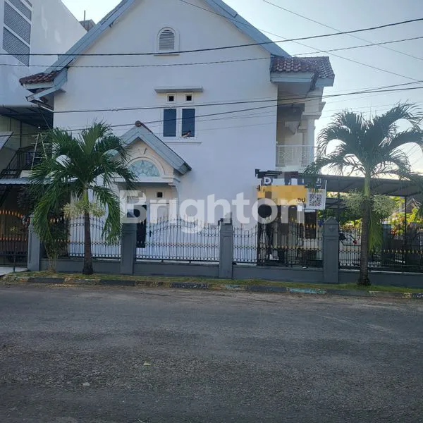 image RUMAH SUDUT 2 LANTAI AZALEA (2)