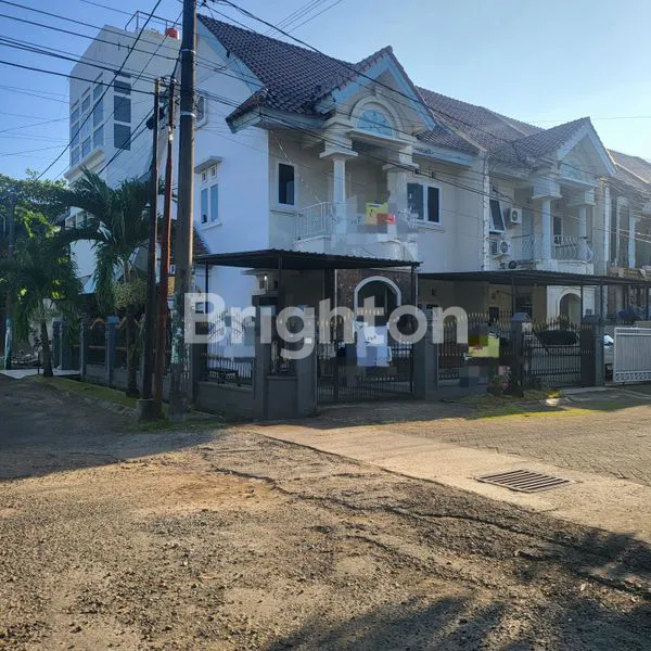 image RUMAH SUDUT 2 LANTAI AZALEA (1)