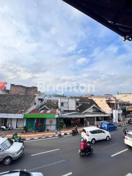 image RUKO MURAH 2 LANTAI JALAN KAKI KE ALUN ALUN KOTA BATU (6)