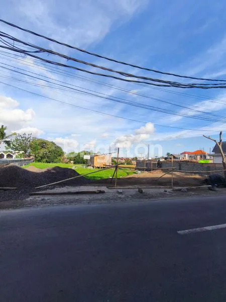 image TANAH SEWA LUAS JANGKA PANJANG DI PINGGIR JALAN CANGGU (6)