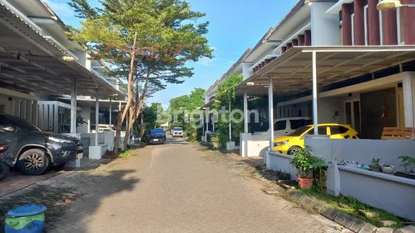 image WISATA SEMANGGI SIAP HUNI ONE GATE SYSTEM HARUS CEPAT LAKU (2)