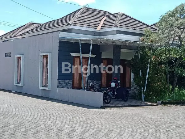 image RUMAH DI SUKOHARJO (1)