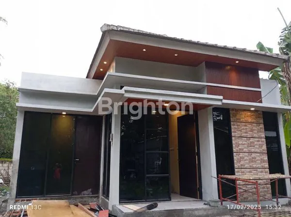 image RUMAH MEWAH BANGUNAN BARU (1)