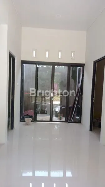 image RUMAH MEWAH BANGUNAN BARU (4)