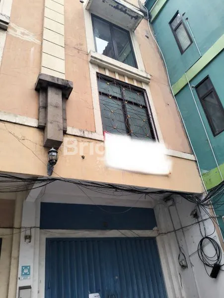 PANJANG JIWO RUKO 3 LANTAI COCOK UNTUK USAHA