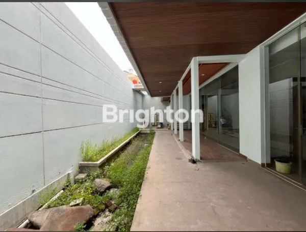 RUMAH MEWAH 2 LANTAI CLUSTER EKSKLUSIF