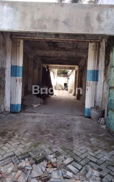 TANAH STRATEGIS DI MADIUN, DEKAT HOTEL ASTON & PASAR SLEKO; SUDAH ADA TEMBOK DAN PINTU HARMONIKA