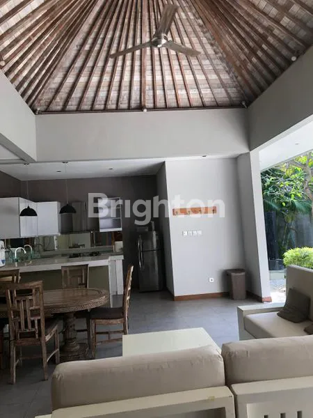 image VILLA UMALAS YANG NYAMAN (4)