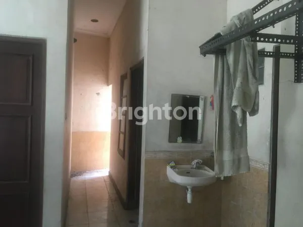 image BANGUNAN BEKAS UNTUK KANTOR (7)