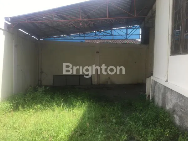 image BANGUNAN BEKAS UNTUK KANTOR (5)