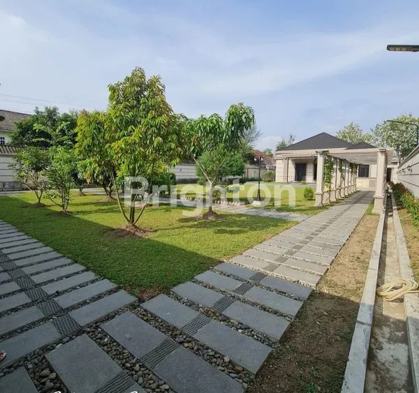 image RUMAH MEWAH DI HELVETIA (2)