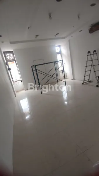 image DISEWAKAN RUKO 3LT SIAP PAKAI SELANGKAH KLAMPIS, MANYAR, KERTAJAYA (3)