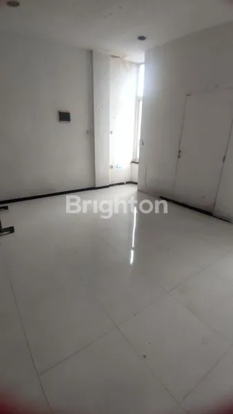 image DISEWAKAN RUKO 3LT SIAP PAKAI SELANGKAH KLAMPIS, MANYAR, KERTAJAYA (7)