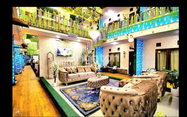RUMAH KOS DAN HOTEL YANG BISA MENGHASILAN 1,2 MILIAR PER TAHUN