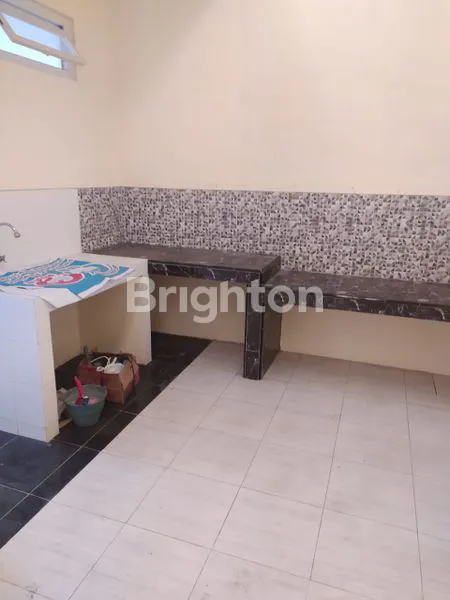 image RUMAH 2 LANTAI MINIMALIS SURABAYA TIMUR (3)