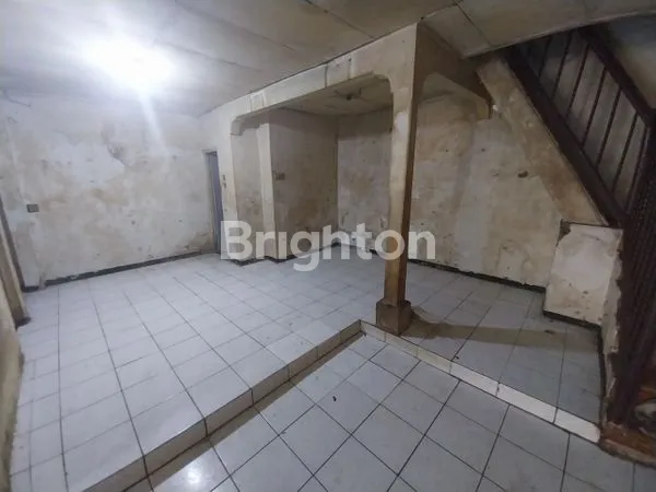 image RUMAH TAMAN WISMA ASRI BEKASI (5)