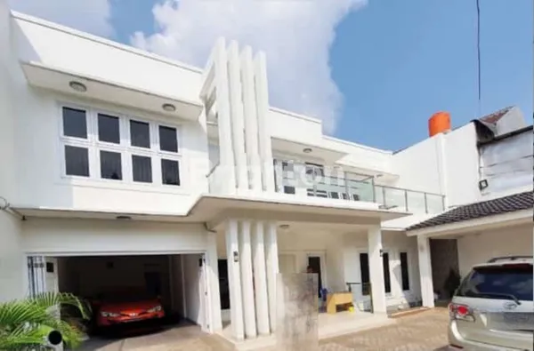 image KANTOR & MESS KARYAWAN LOKASI STRATEGIS PASAR MINGGU (1)