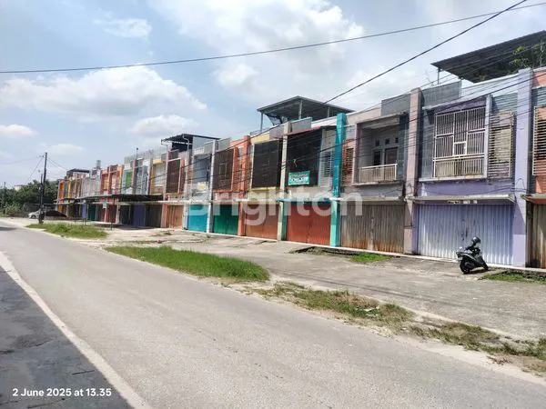 image RUKO 2,5 LANTAI KURNIA (2)