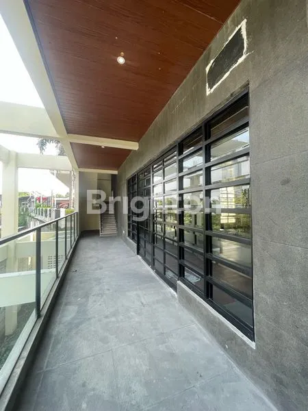 TEMPAT USAHA STRATEGIS GANDARIA KEBAYORAN BARU JAKARTA SELATAN