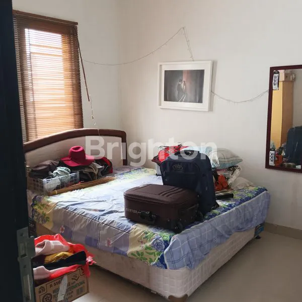 image RUMAH BAGUS 2 LANTAI DI PUSPITA LOKA BSD SERPONG TANGERANG SELATAN BANTEN (6)