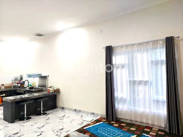 image RUMAH HOOK FULL GRANIT (3)