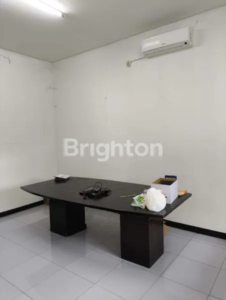 image DIJUAL / DISEWAKAN GUDANG, LOKASI BERADA DI KABUPATEN MADIUN, POSISI PINGGIR JALAN RAYA (7)