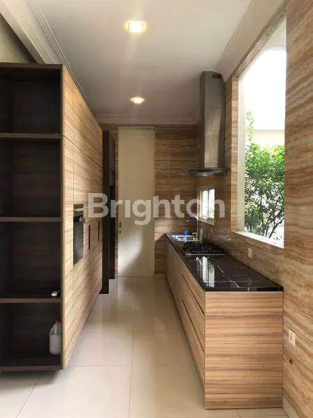 image DISEWAKAN RUMAH LOKASI DI THE RITZ GRAND GOLF PAKUWON INDAH (4)