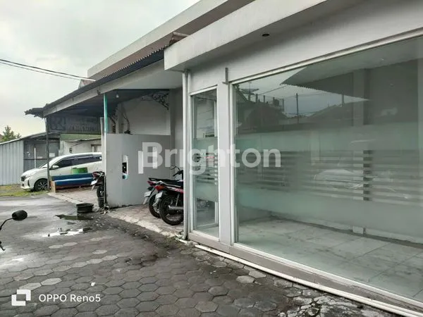 image RUKO BESAR 1 LANTAI DISEWAKAN DI KOTA YOGYAKARTA  (3)