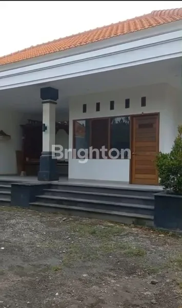 image TANAH 6,12 ARE & 2 BANGUNAN RUMAH DI AREA RENON DENPASAR (6)