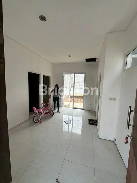 image RUMAH SIAP HUNI DI BSB VILLAGE MIJEN SEMARANG (2)
