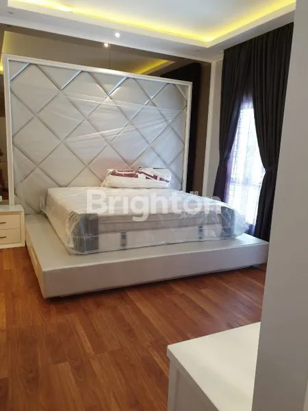 image TURUN HARGA !!! RUMAH MEWAH DI MENAGGIO GADING SERPONG TANGERANG (5)