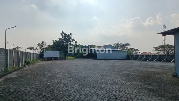 image DIJUAL PROPERTI, TOKO & GUDANG, LOKASI STRATEGIS DEKAT PINTU TOL MADIUN (1)