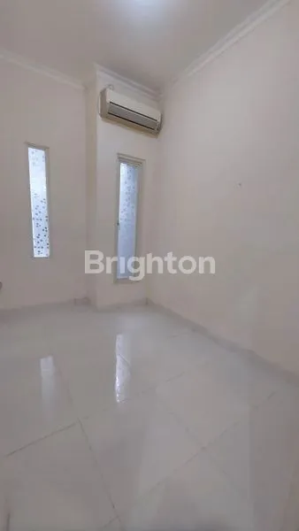 image RUMAH GRAHA SUKOLILO REGENCY SIAP HUNI BARU RENOVASI (6)