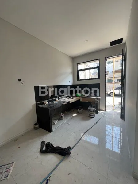 image *RUMAH GRESS ARAYA GALAXY BUMI PERMAI BOULEVARD SURABAYA DEKAT PAKUWON CITY, ITS, UNAIR GALAXY MALL, MERR* (6)