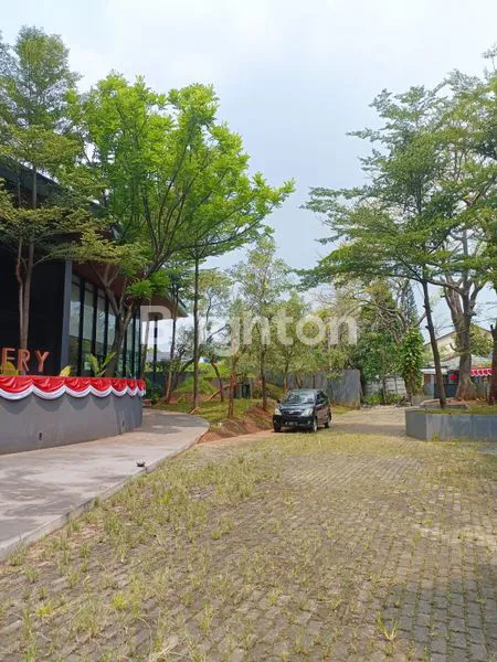 image GEDUNG & LAHAN KOMERSIL COCOK UNTUK INVESTOR (4)