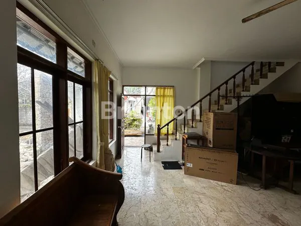 image RUMAH 2 LANTAI SIAP HUNI DI KAWASAN PRESTISIUS JIMBARAN, BALI (4)