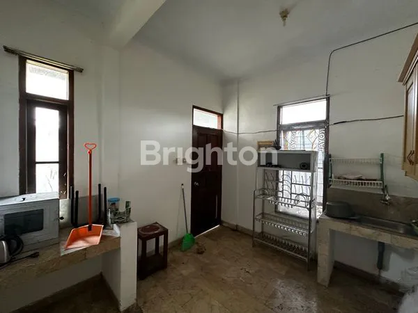 image RUMAH 2 LANTAI SIAP HUNI DI KAWASAN PRESTISIUS JIMBARAN, BALI (6)