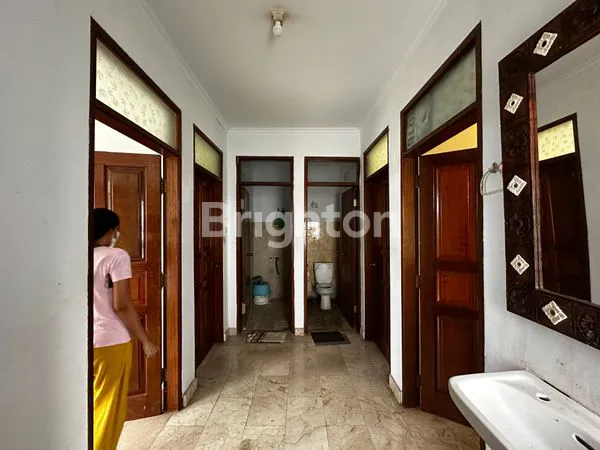 image RUMAH 2 LANTAI SIAP HUNI DI KAWASAN PRESTISIUS JIMBARAN, BALI (7)