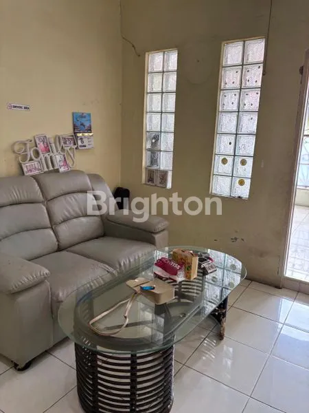 image RUMAH KOMPLEK JEMADI (3)