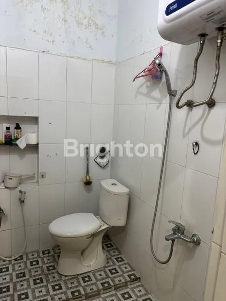 image RUMAH KOMPLEK JEMADI (8)