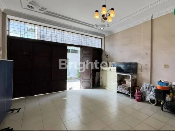 image TOWN HOUSE 3 1/2 TINGKAT SIAP HUNI (2)