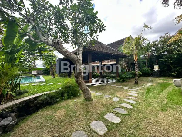 image VILLA JOGLO 2BR 700 METER DARI PANTAI CEMAGI (6)