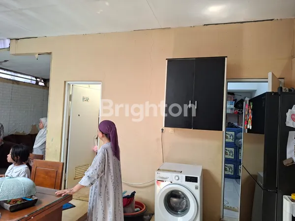 image RUMAH HEJO 2 LANTAI TINGGAL JALAN KAKI KE SEKOLAH GLOBAL INTERNASIONAL (3)