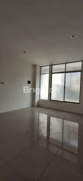 image RUKO 4 LANTAI KEBAHAGIAAN GAJAH MADA (5)